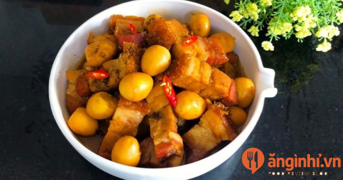 Thịt kho trứng cút